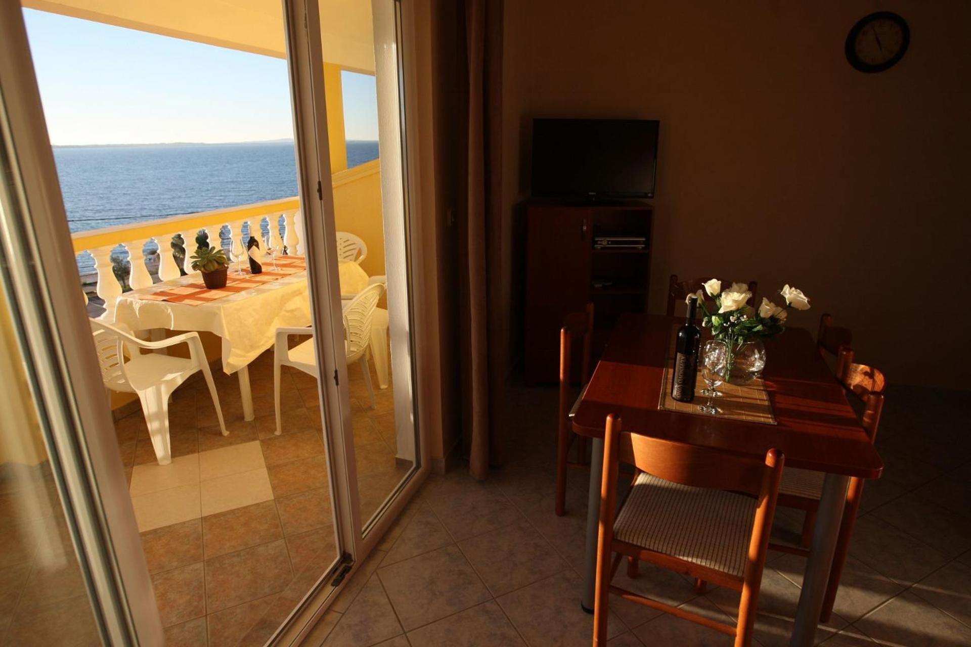 Apartment Mladen